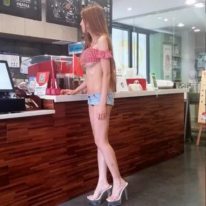 SexyCyborg / Naomi Wu / reallysexycyborg / realsexycyborg nude photo #0016