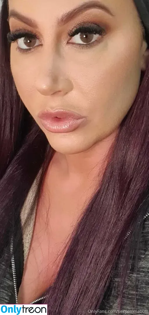 sexyemmabutt nude photo #0022 (sexyemmabutt)