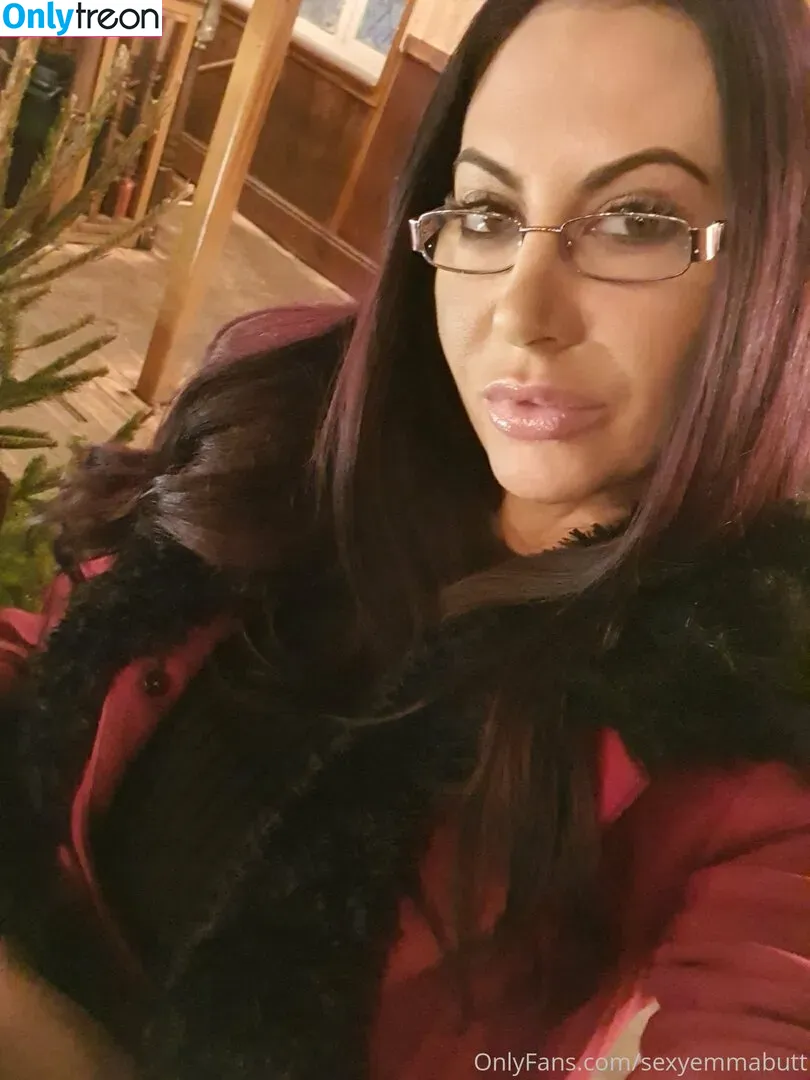 sexyemmabutt nude photo #0069 (sexyemmabutt)