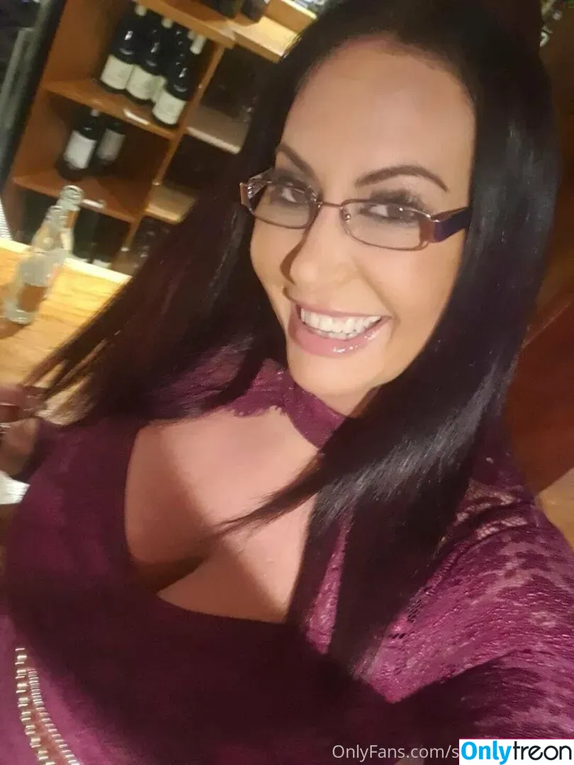 sexyemmabutt nude photo #0163 (sexyemmabutt)