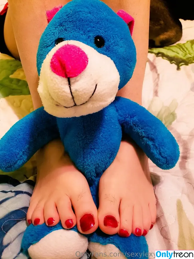 sexylexythegilffree nude photo #0028 (sexylexythegilffree)