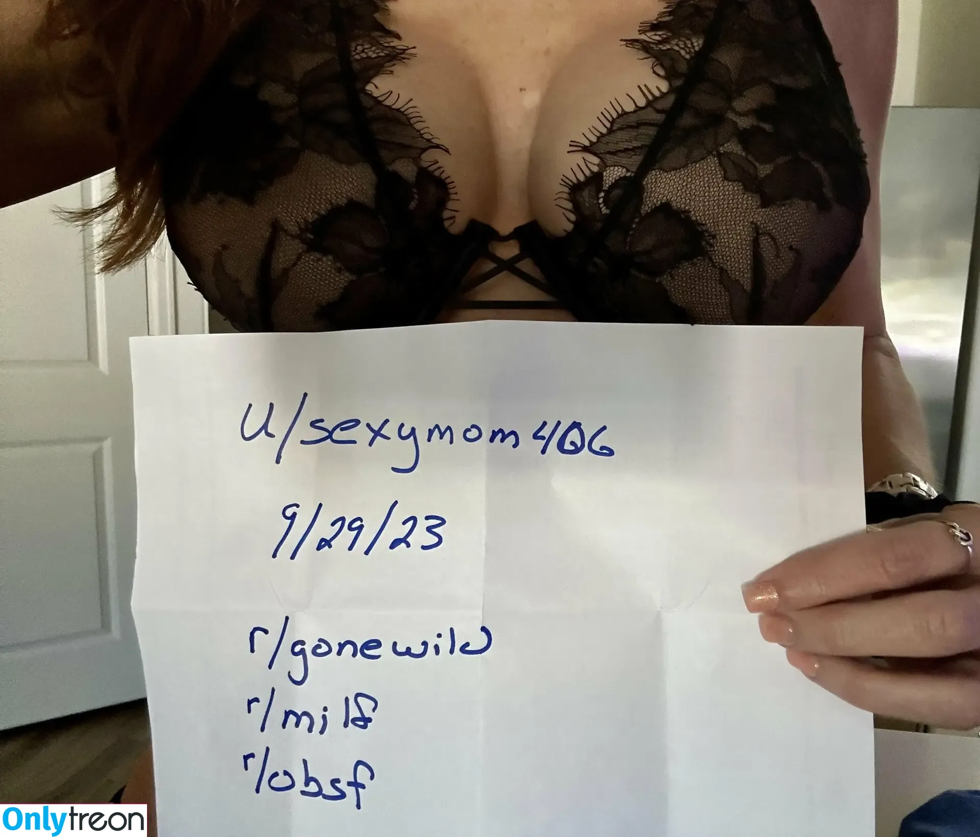 SexyMom406 nude photo #0056 (sexy_mom_406)