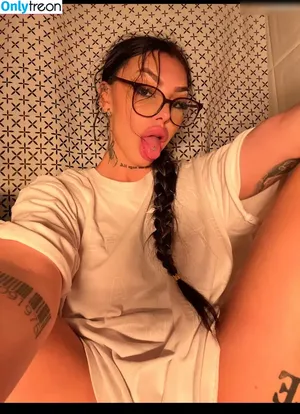 sexynalaa / yourbabynalaa nude photo #0029