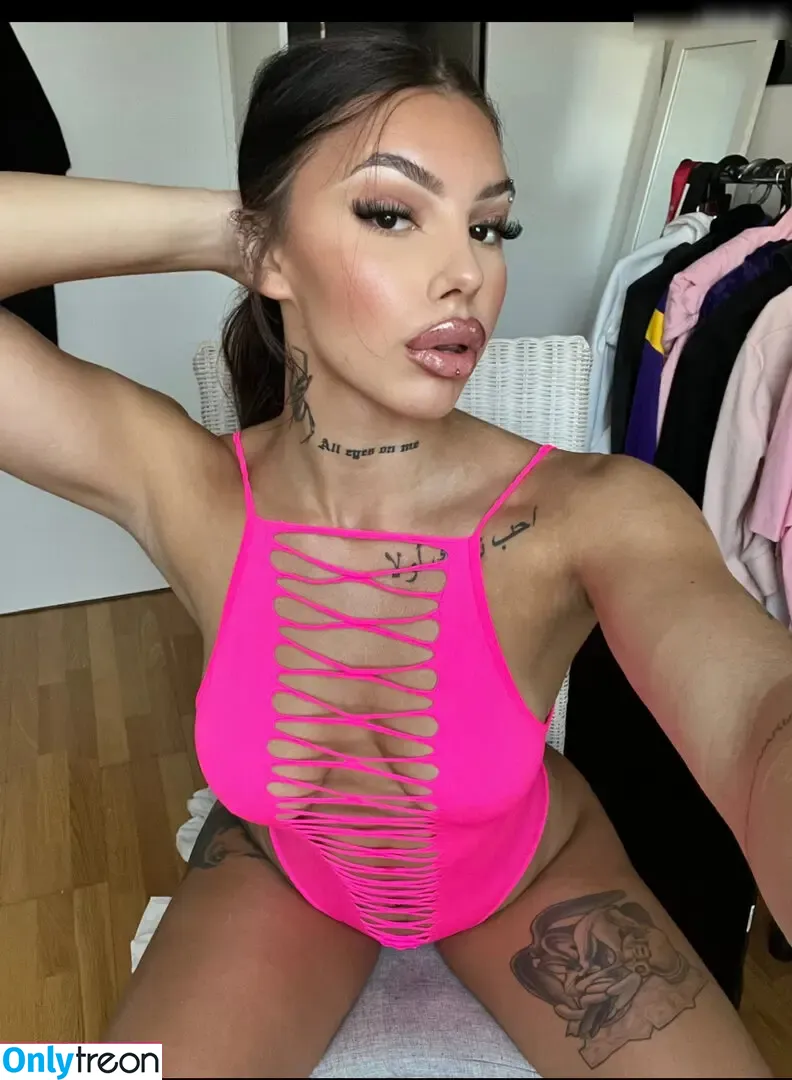 sexynalaa nude photo #0031 (yourbabynalaa)