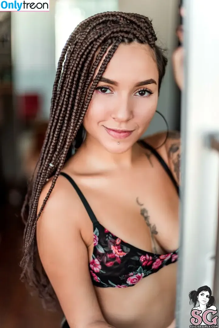 SG Natth nude photo #0100 (sg.natth / sgnathsuni)
