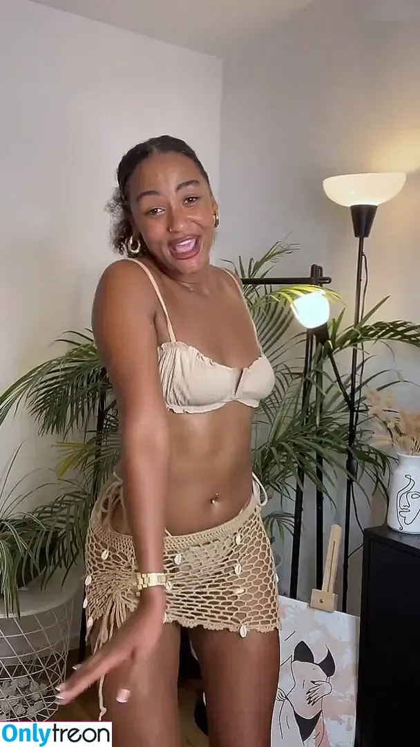 Shaggy Baggy nude photo #0005 (shaggy.baggy)