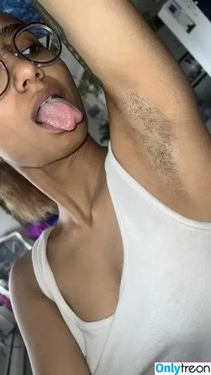  nude photo #0002