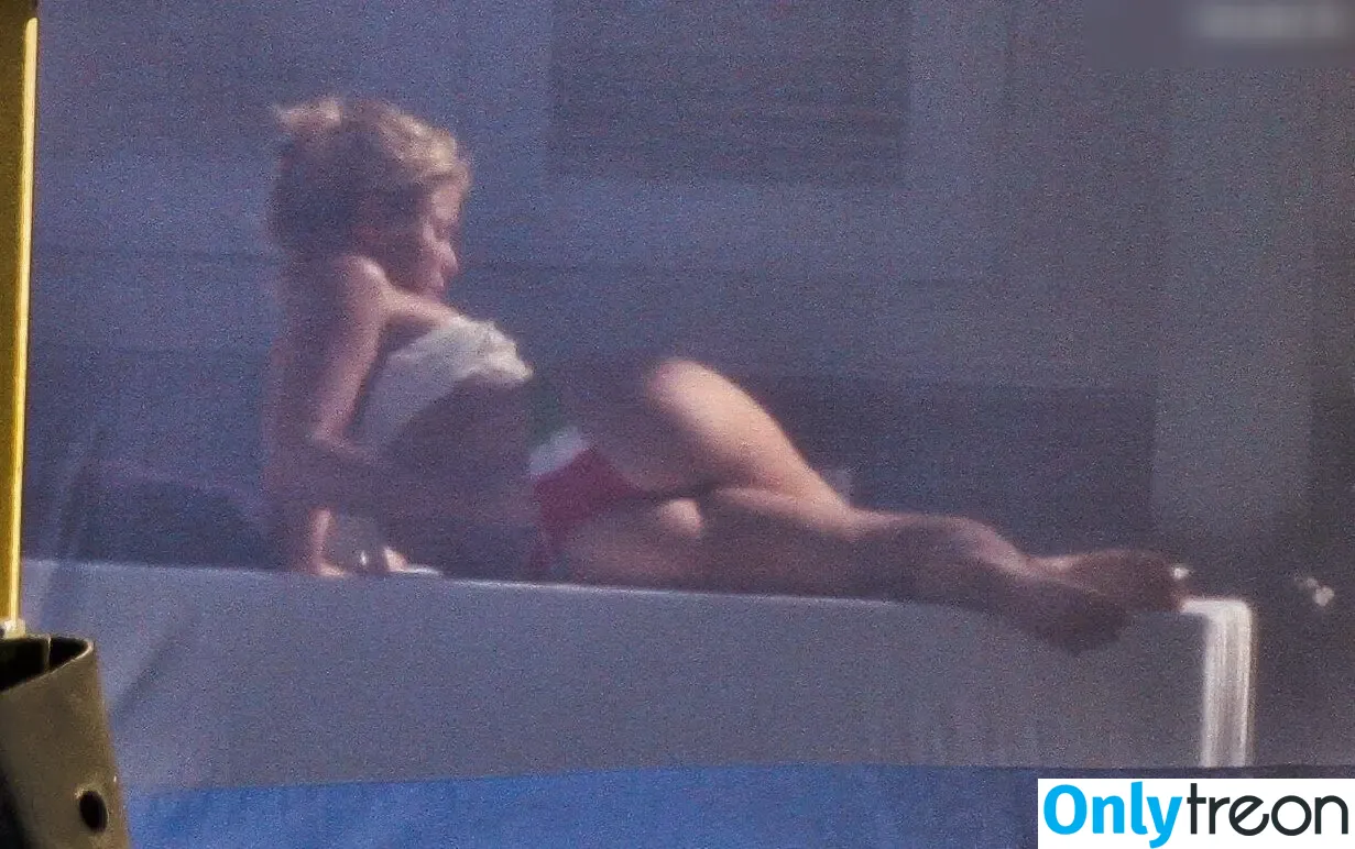 Shakira nude photo #0600 (shakkira)