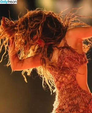 Shakira / shakkira nude photo #1238