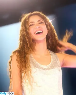 Shakira / shakkira nude photo #1278