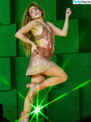 Shakira / shakkira nude photo #1322