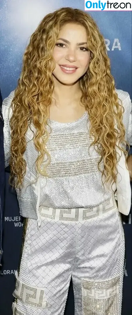 Shakira nude photo #1356 (shakkira)
