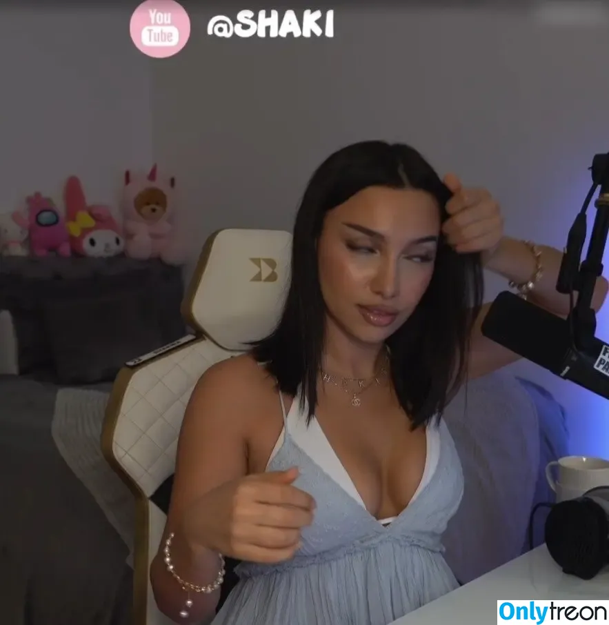 shakiravv nude photo #0066 (shakiravv)