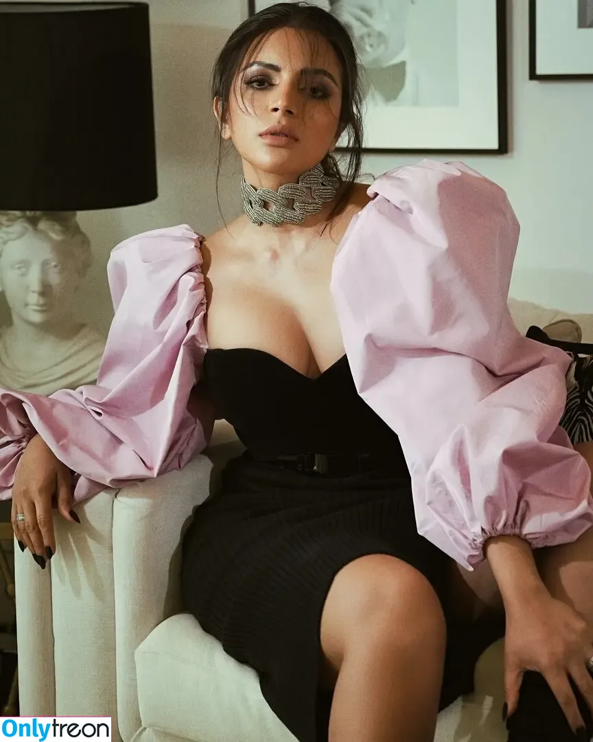 Shama Sikander nude photo #0007 (shamasikander)