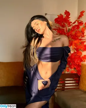 Shambhavi Singh / shambhavi1997 nude photo #0051