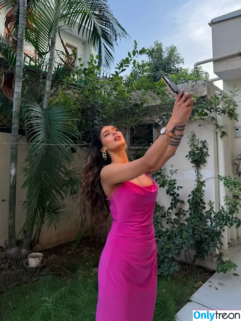 Shambhavi Singh nude photo #0097 (shambhavi1997)