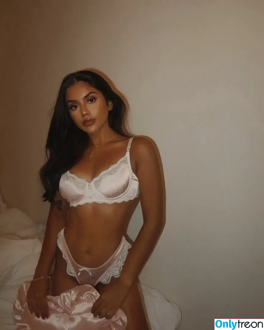 Shaniya Nisha nude photo #0019 (shaniya_nisha)