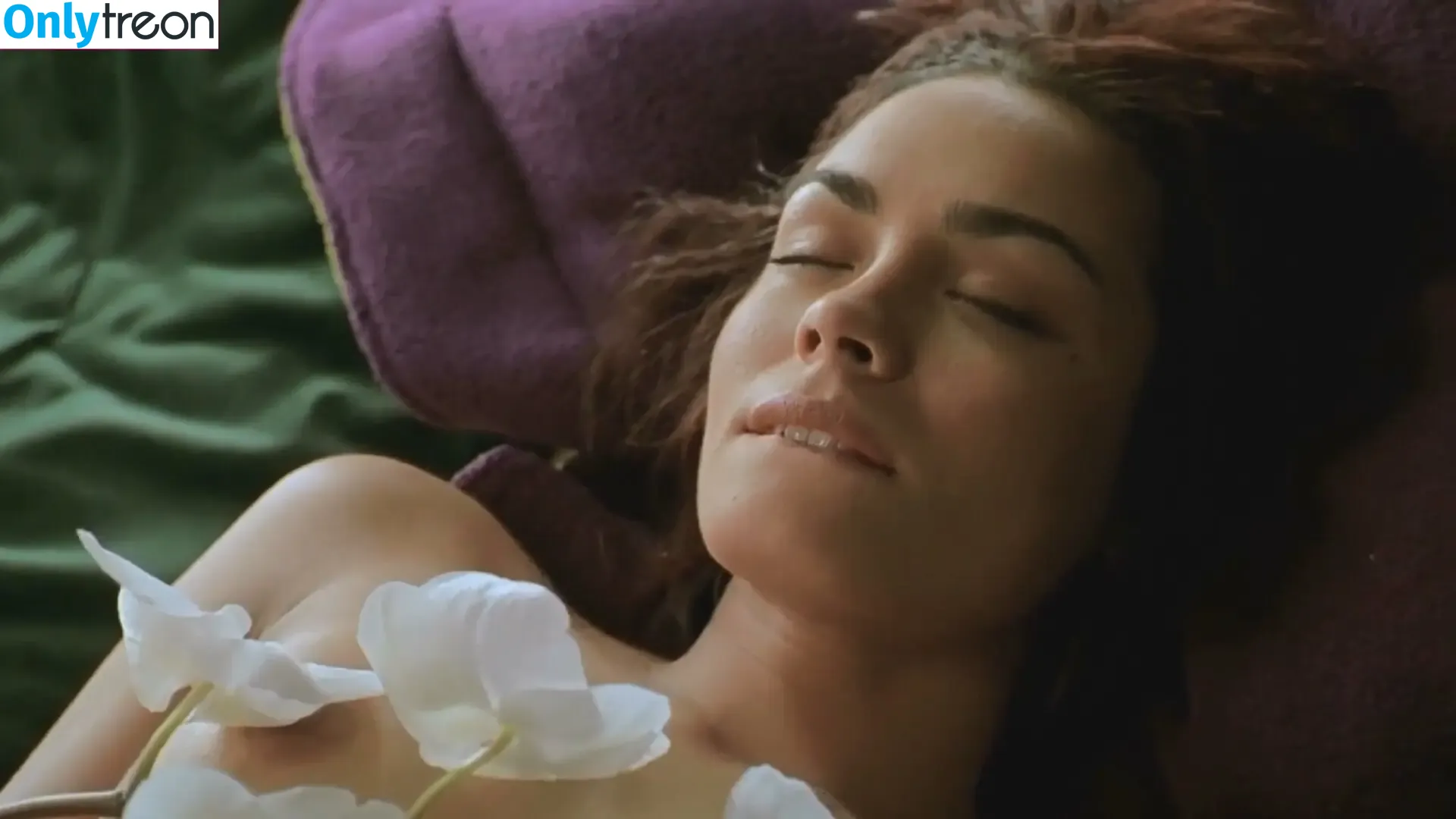 Shannyn Sossamon nude photo #0004 (shansossamon)