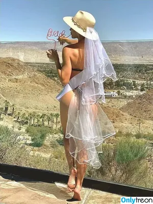 Shantel VanSanten / therealshantel nude photo #0375