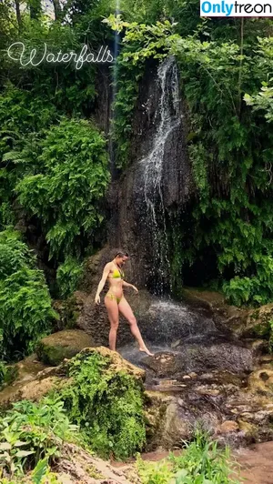 Shantel VanSanten / therealshantel nude photo #0525