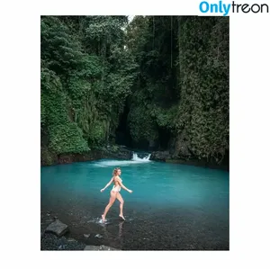 Shantel VanSanten / therealshantel nude photo #0537
