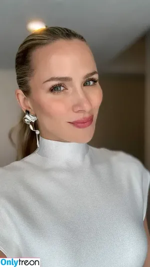 Shantel VanSanten / therealshantel nude photo #0918