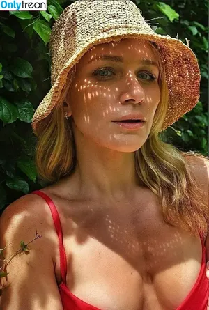 Shantel VanSanten / therealshantel nude photo #0920