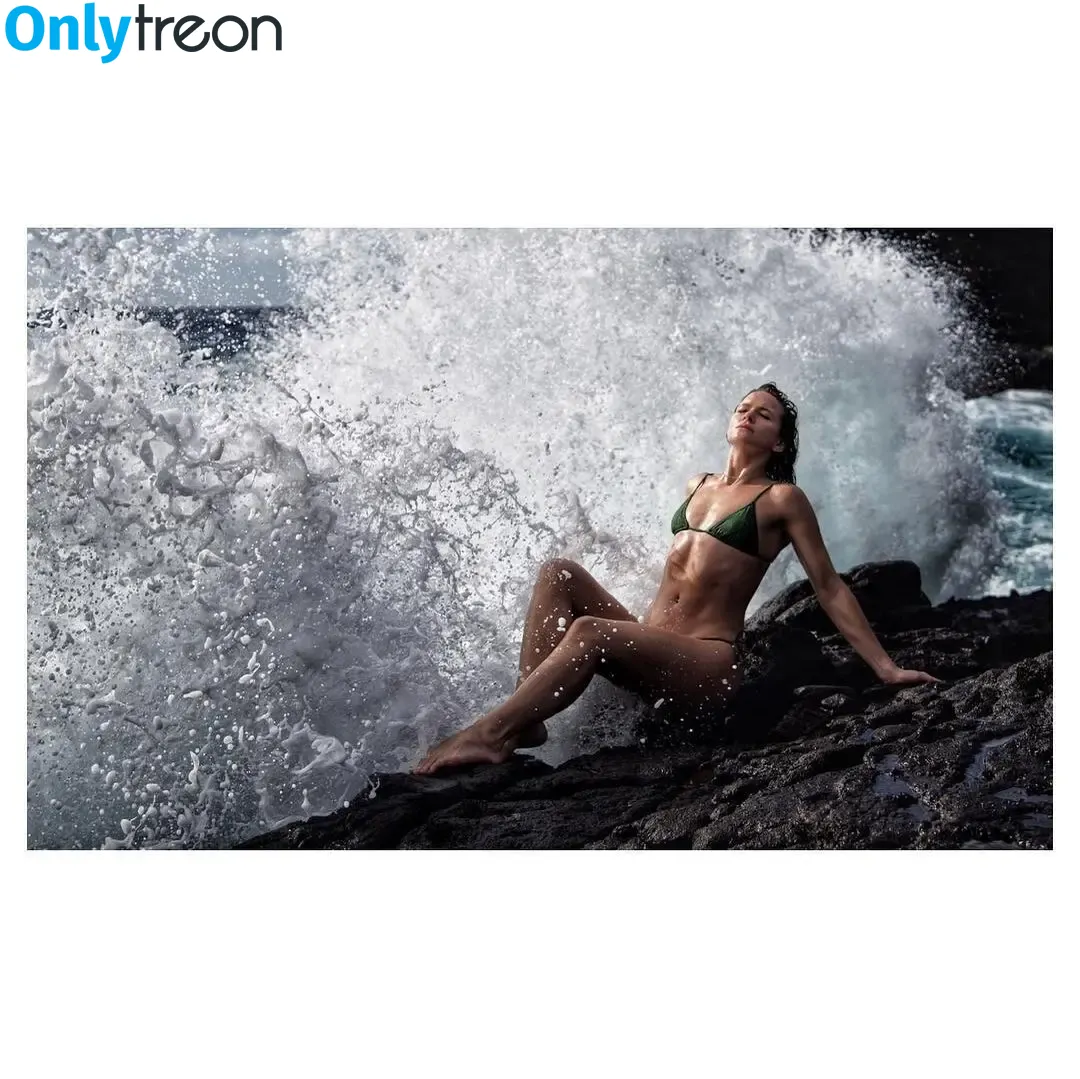 Shantel VanSanten nude photo #0176 (therealshantel)