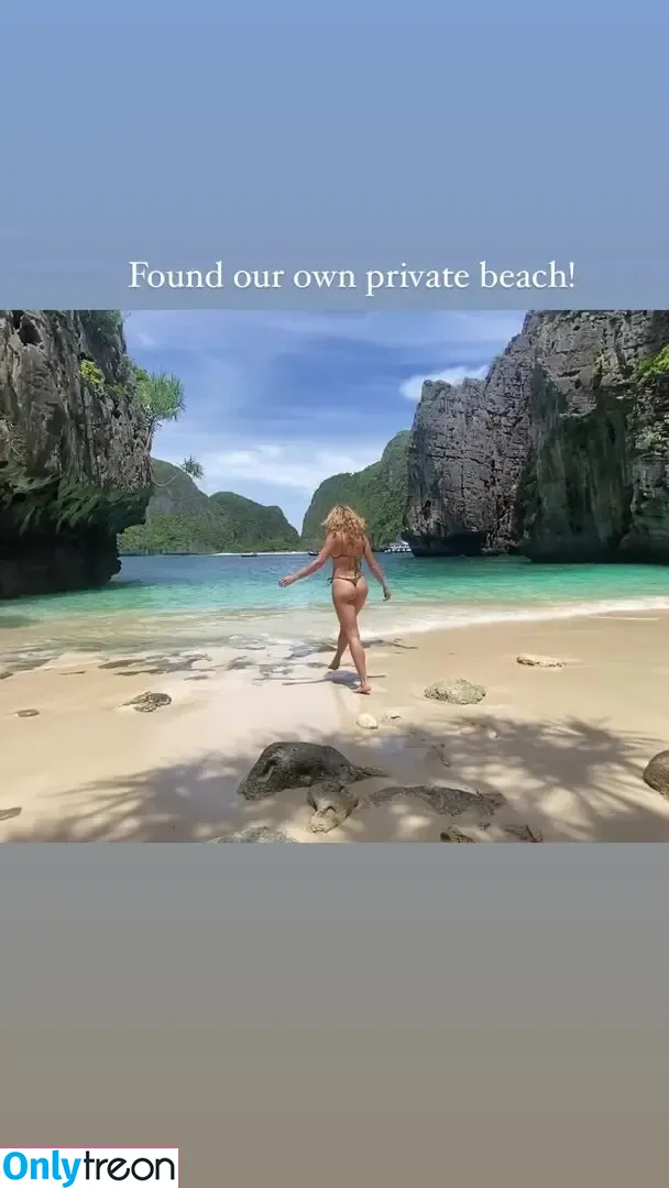 Shantel VanSanten nude photo #0321 (therealshantel)