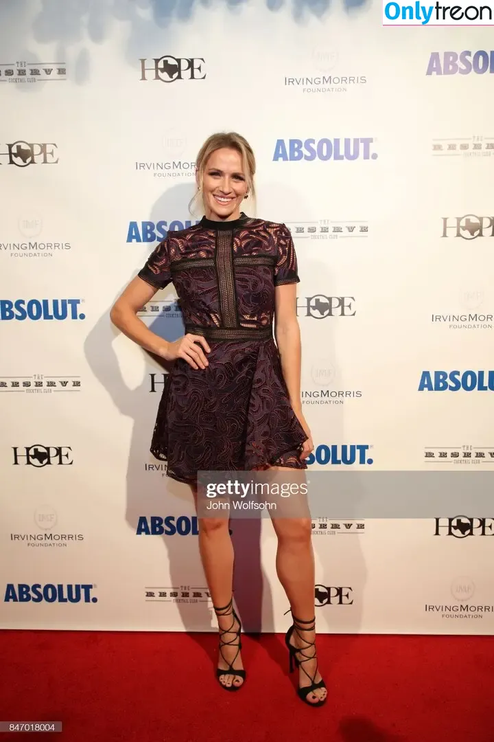 Shantel VanSanten nude photo #0400 (therealshantel)