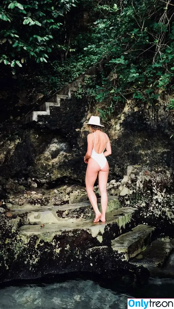 Shantel VanSanten nude photo #0542 (therealshantel)