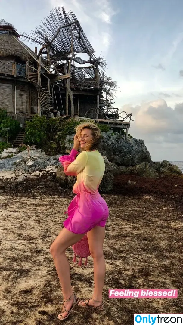 Shantel VanSanten nude photo #0570 (therealshantel)