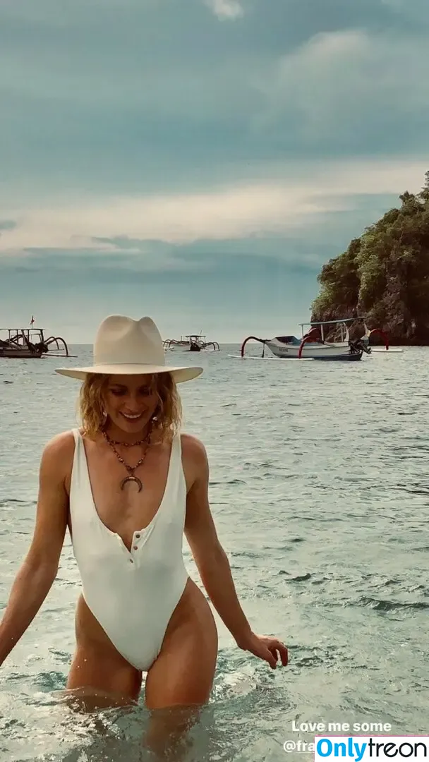 Shantel VanSanten nude photo #0595 (therealshantel)