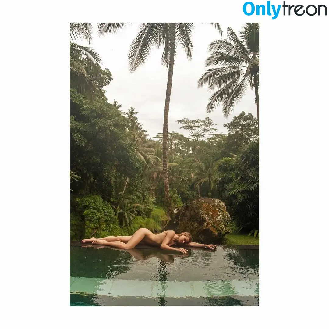 Shantel VanSanten nude photo #0609 (therealshantel)