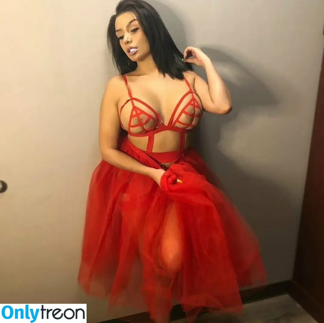 shanyss.darilson nude photo #0002 (theonlybadbaddiex)