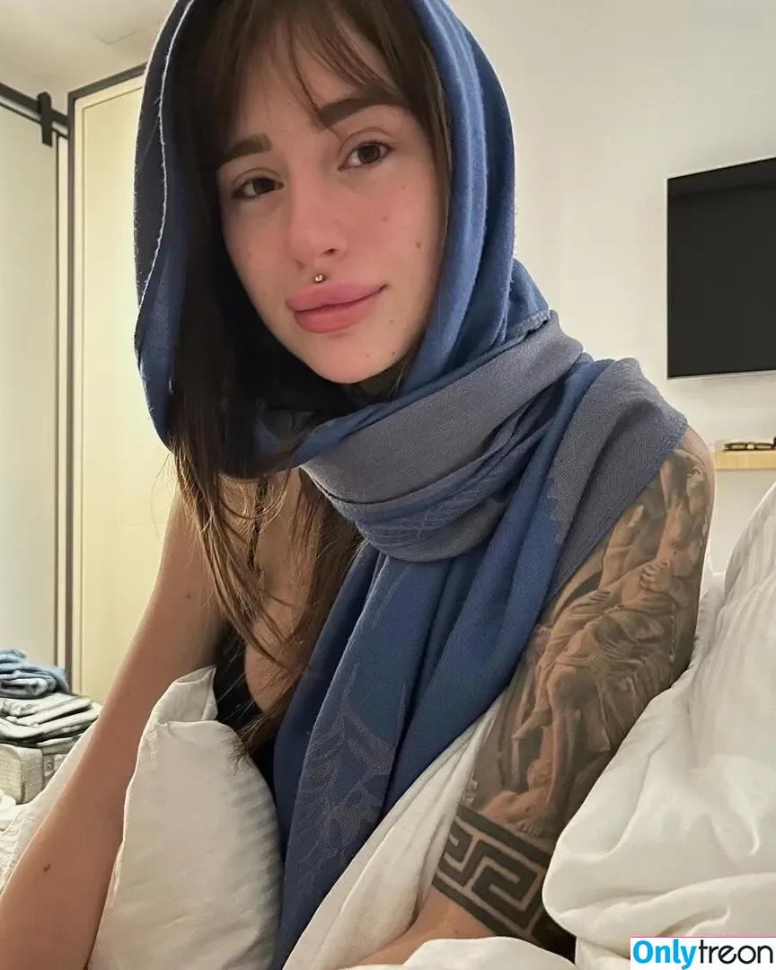 Sharen Nall nude photo #0012 (sharennall)