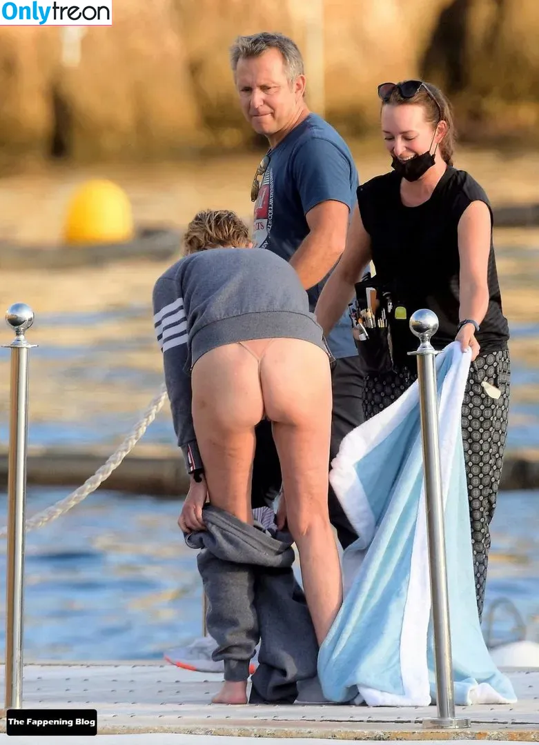 Sharon Stone nude photo #0013 (search / sharonstone)