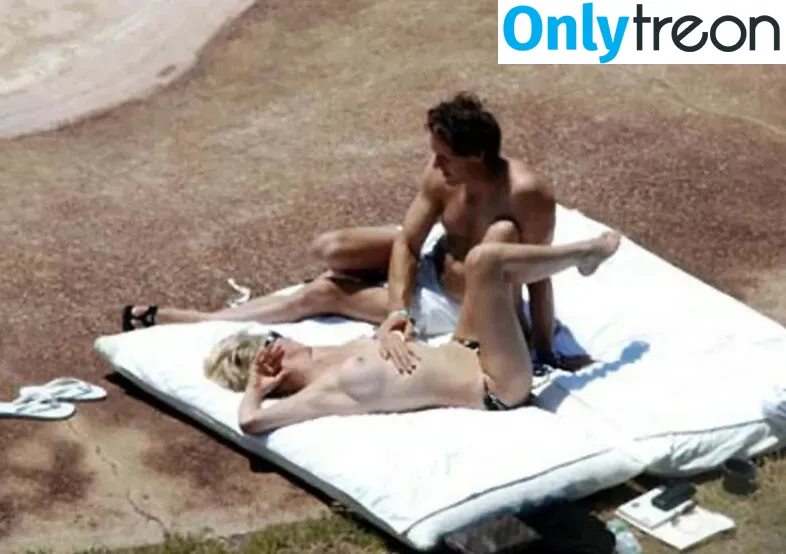 Sharon Stone nude photo #0087 (search / sharonstone)