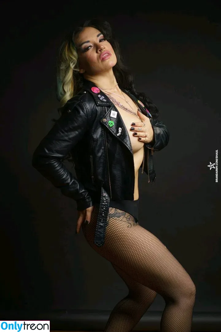 Shaul Guerrero nude photo #0008 (Miss Nyxon / ShaulGuerrero)