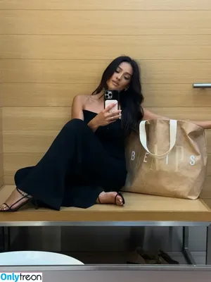 Shay Mitchell / shaymitchell nude photo #0780