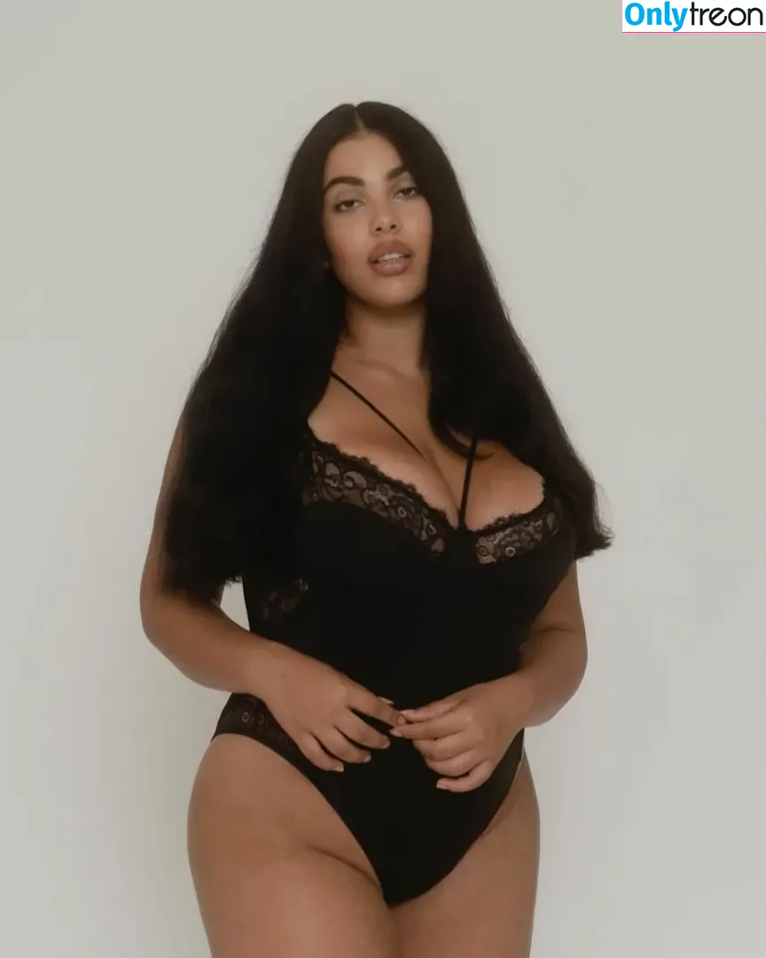 Shay Zanco nude photo #0030 (shayzanco_)