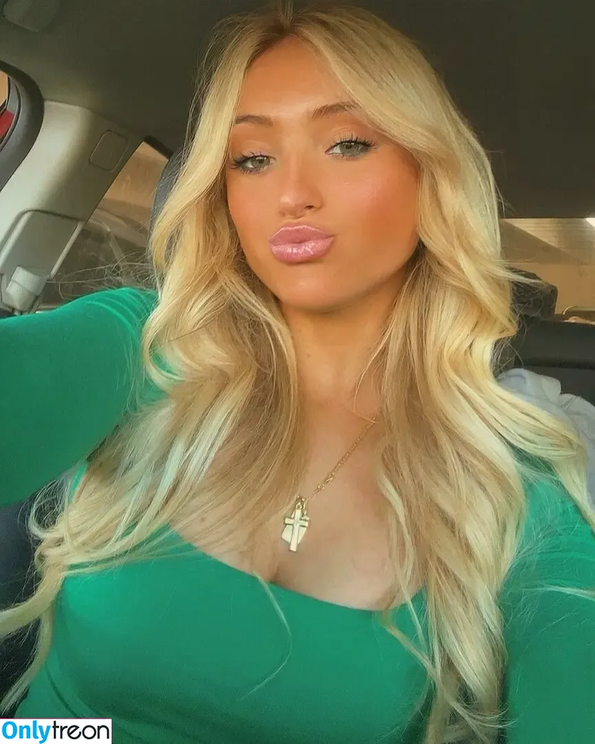 Shea Contillo nude photo #0010 (sheacontillo)
