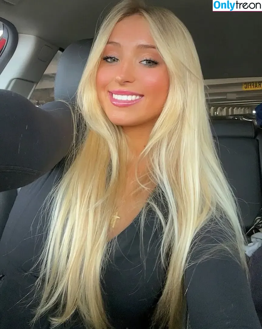 Shea Contillo nude photo #0011 (sheacontillo)