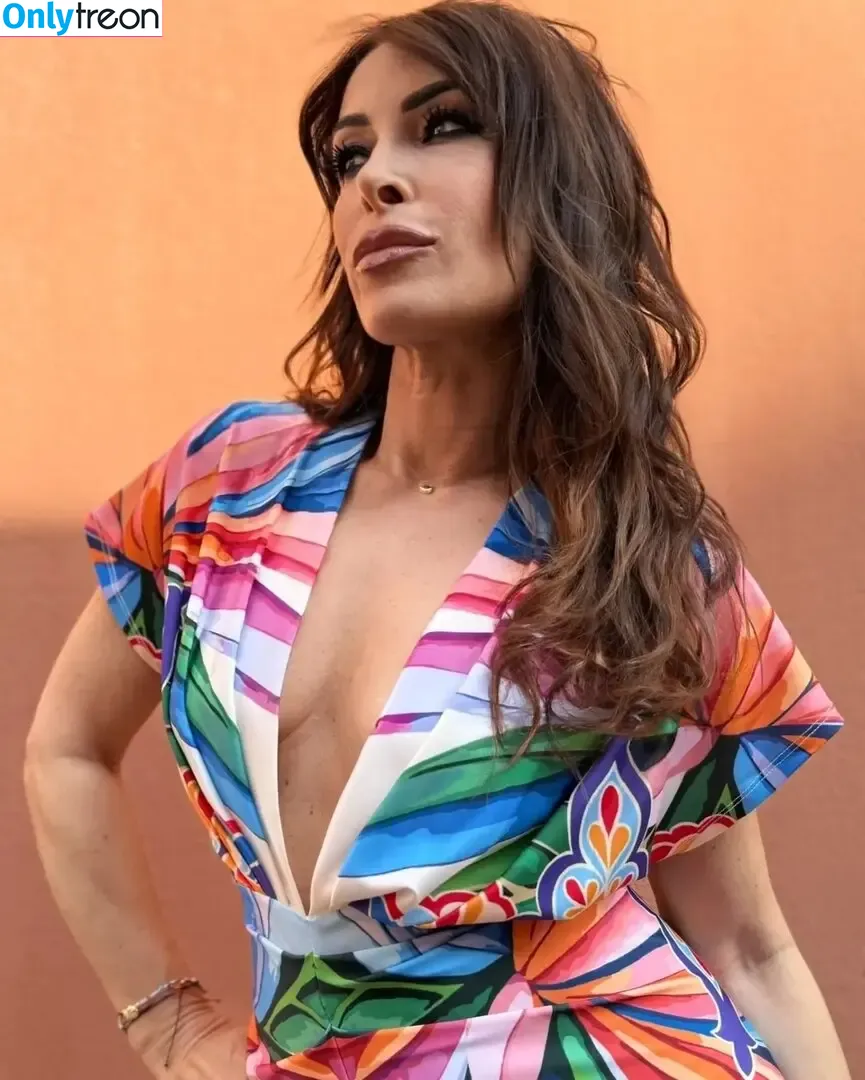 Sheila Capriolo nude photo #0386 (sheilacapriolo)