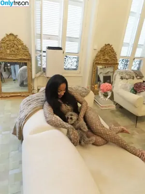 Shenseea nude photo #0257