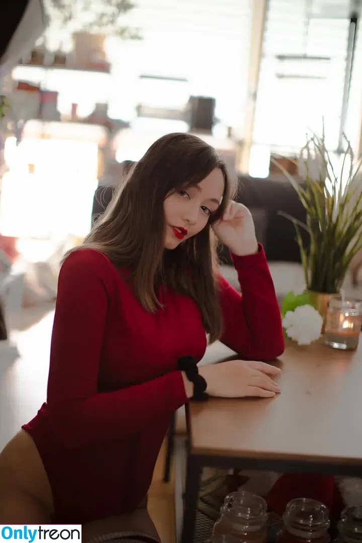 Shi0ngg nude photo #0043 (Shi0ngg)
