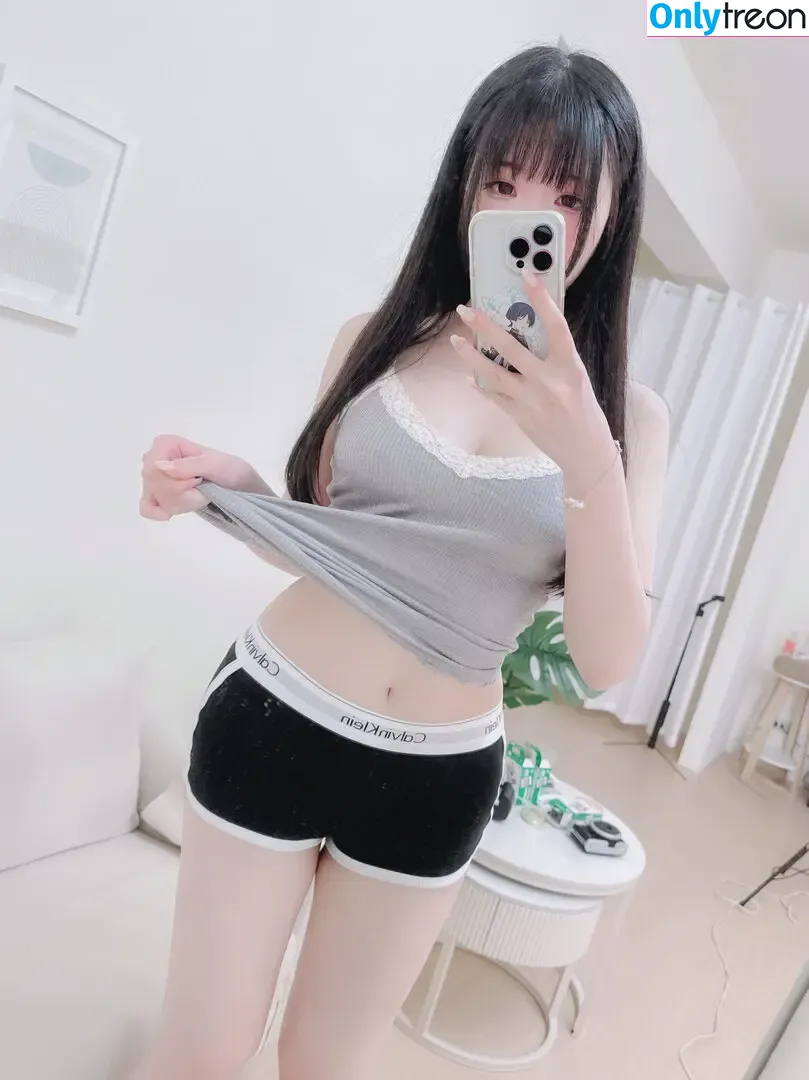 shimotsuki18 nude photo #0586 (Shimo / shimotsukiTW / 霜月)