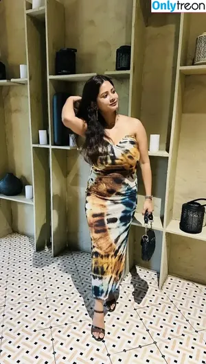 Shiviconic7 / Shivona Sinha nude photo #0018