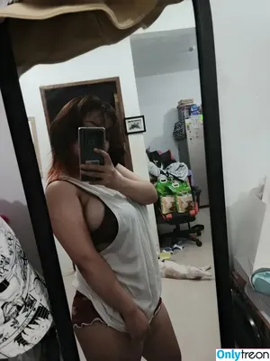shknhdzn / PoTchi nude photo #0142