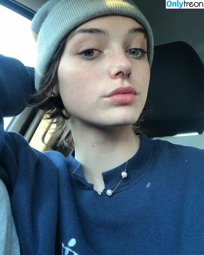 shrooms_q nude photo #0006 (quinnnnspammmm / quinny_shroom)